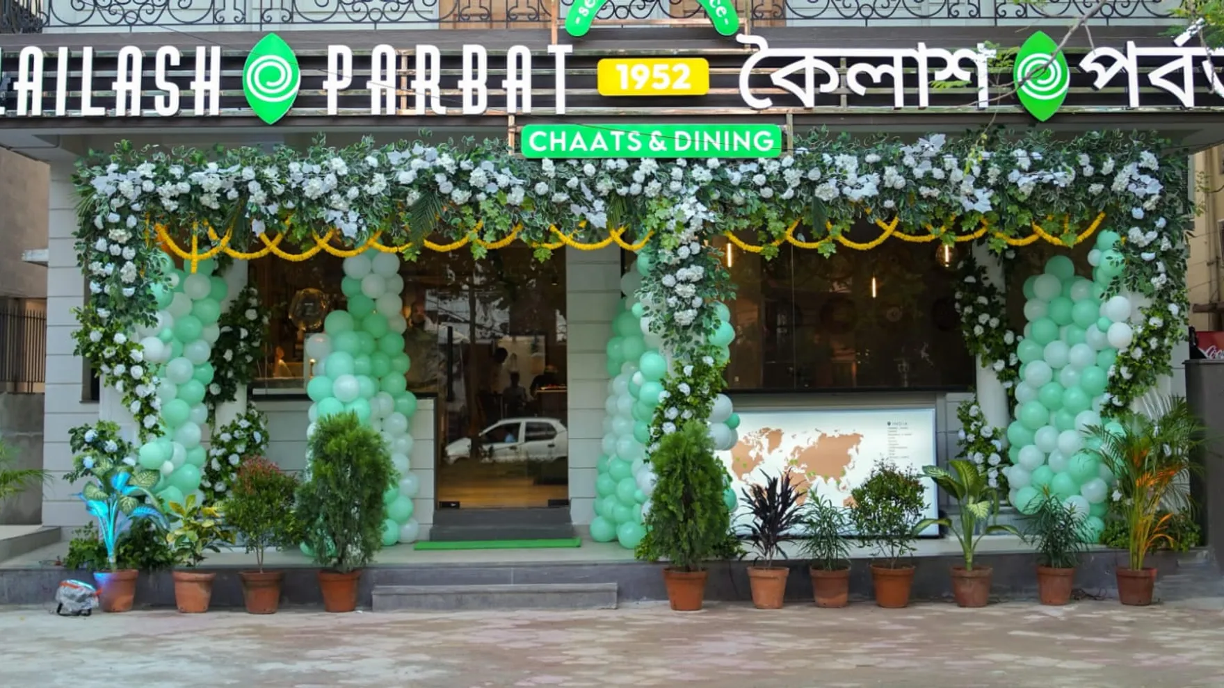 Kailash Parbat- Pure Veg restaurant in Kolkata