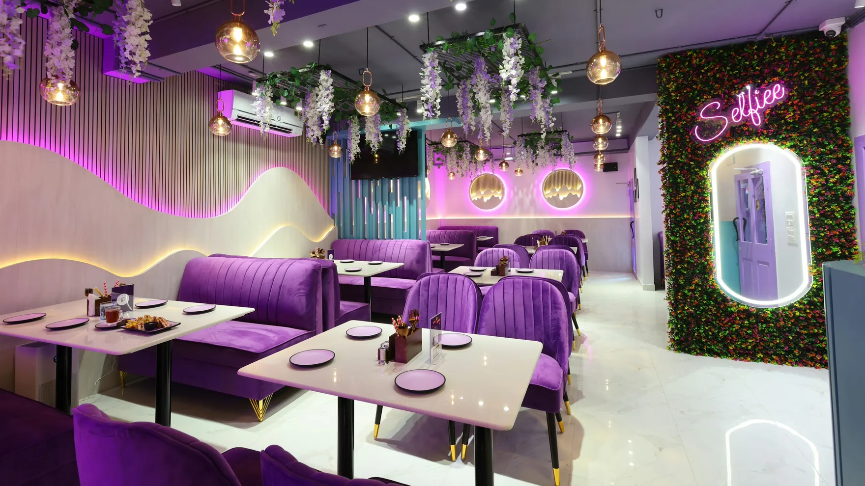 The Purple Blend Cafe restaurant in Kolkata