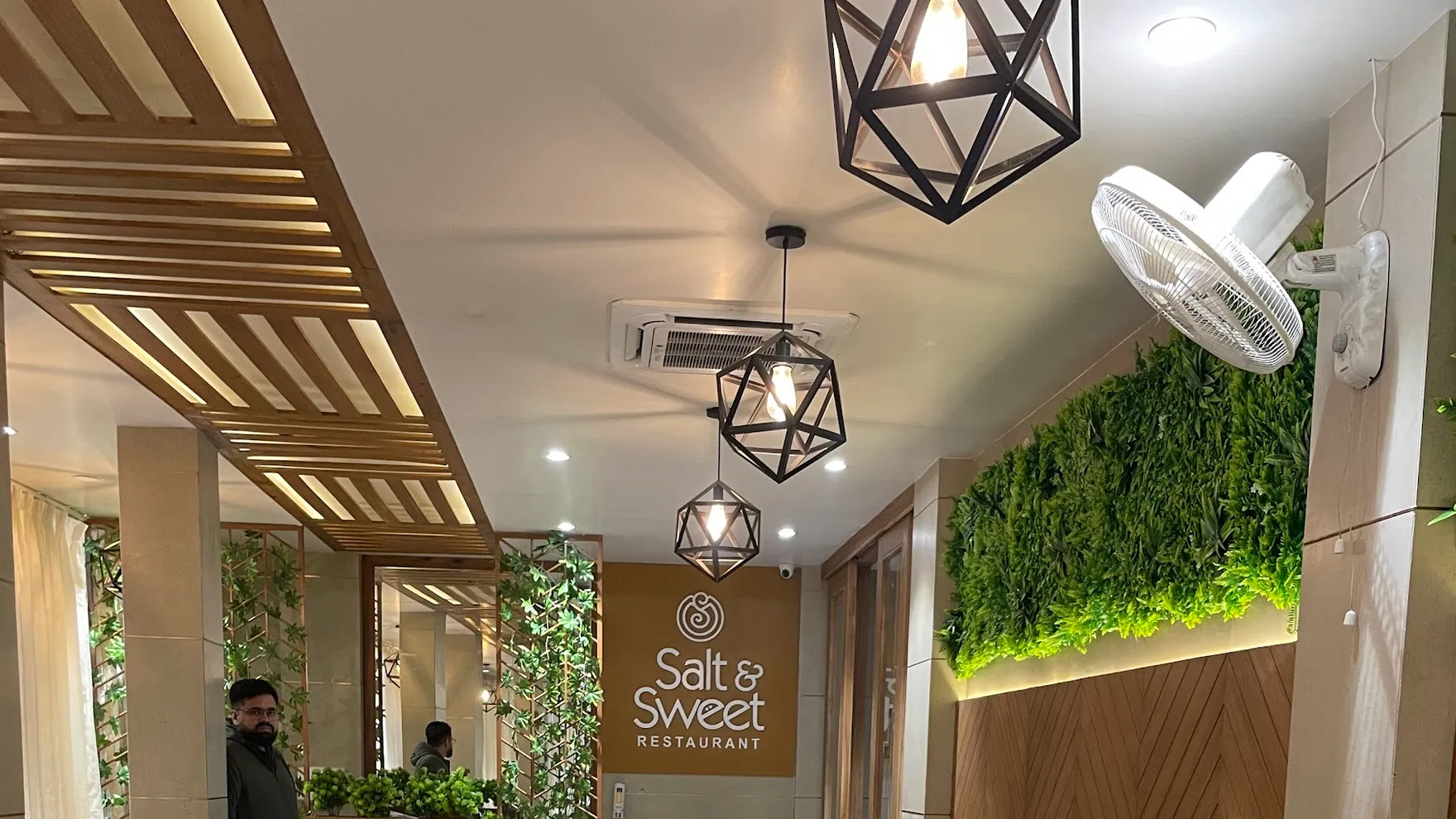 Salt and Sweet Restaurant restaurant in Moradabad
