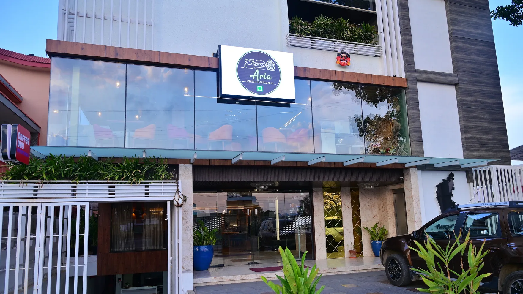 Aria Pure Veg by Golden Riviera, Mysore (🍃 ಬಾಳೆ ಎಲೆ ಊಟ 🌿) restaurant in Mysuru
