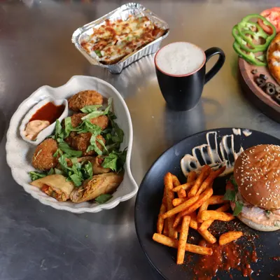 HOT & CRUSTY restaurant