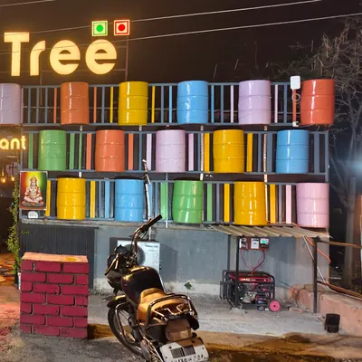 The Old Tree Restaurant restaurant