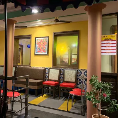 Shri Sangeethas (Thillainagar, Trichy) Veg. Restaurant | Sweets | Savouries restaurant