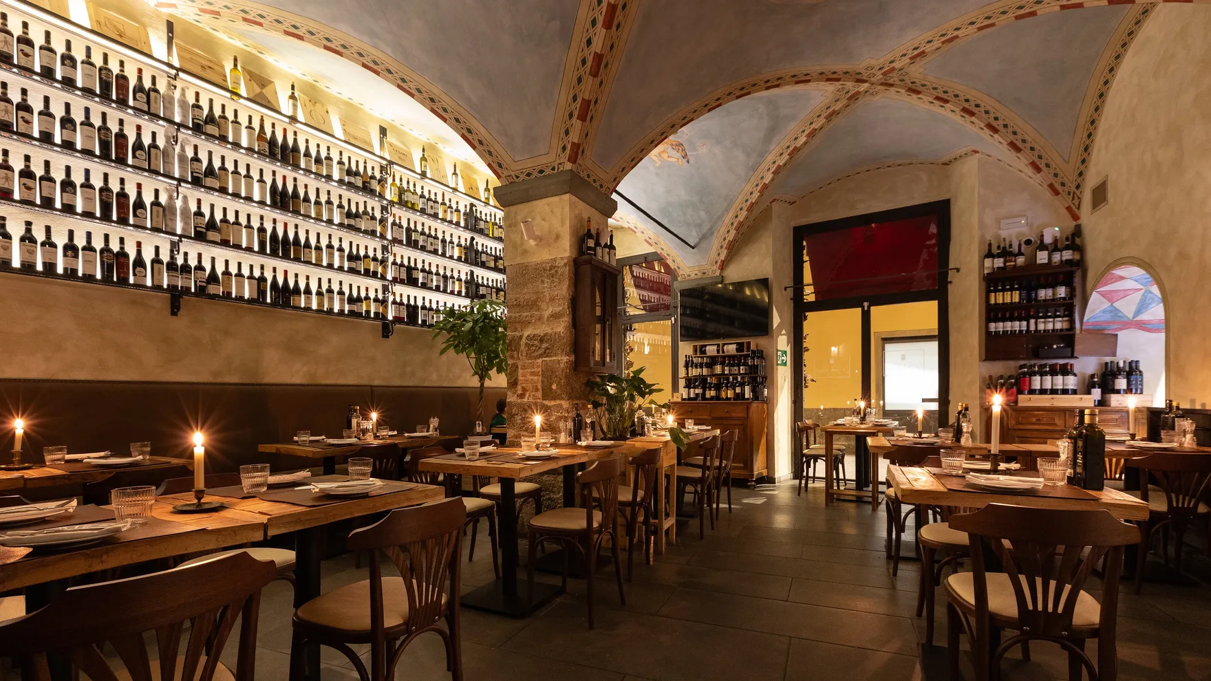 La tenda rossa restaurant in 4