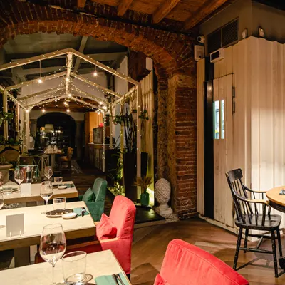 Bioesseri Milano Brera restaurant