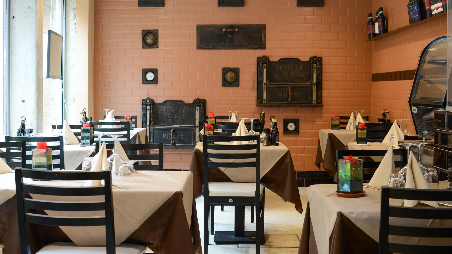 Al Vecio Forno restaurant in 3924/3925
