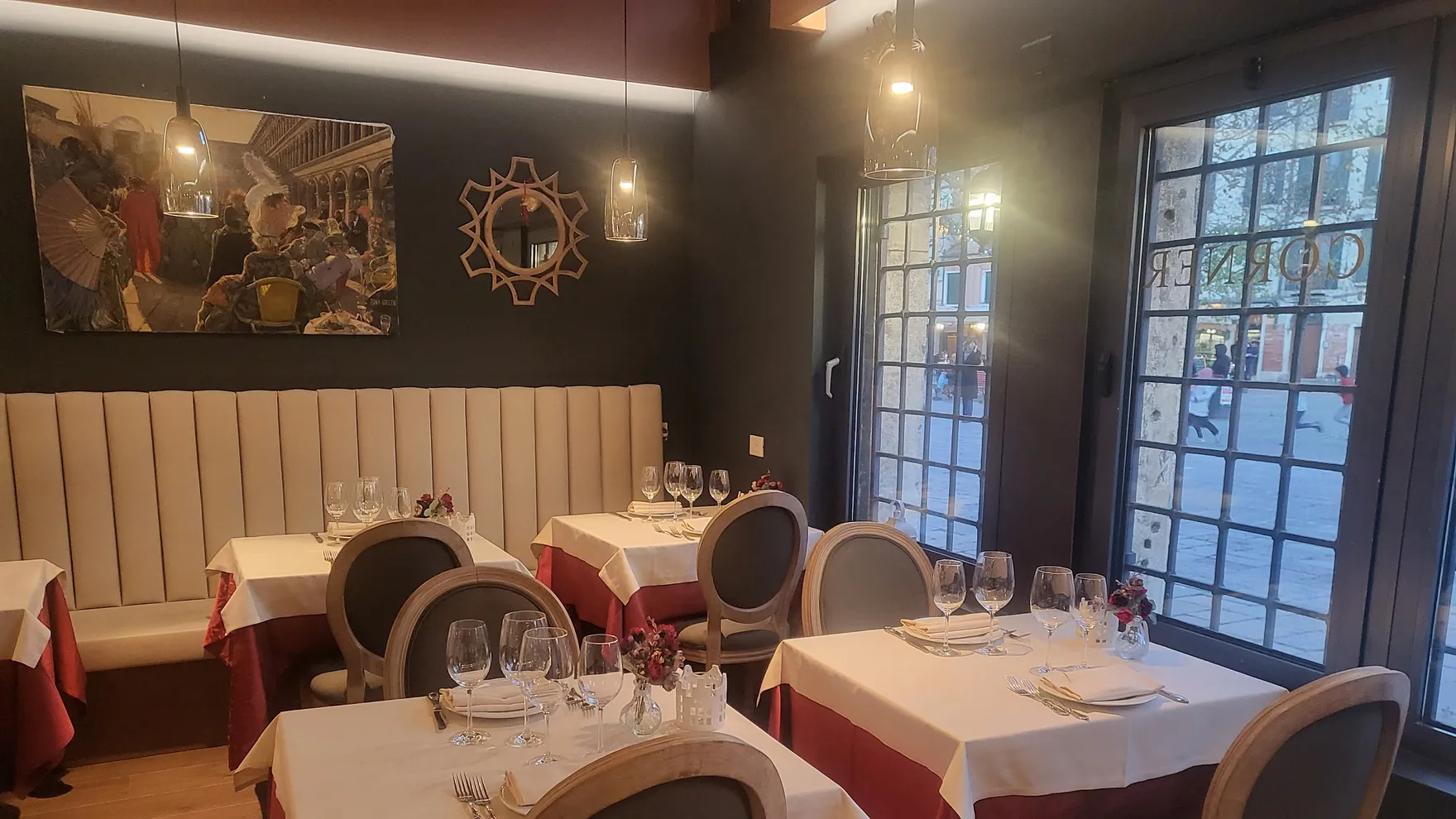 Regina Corner Ristorante restaurant in 2934