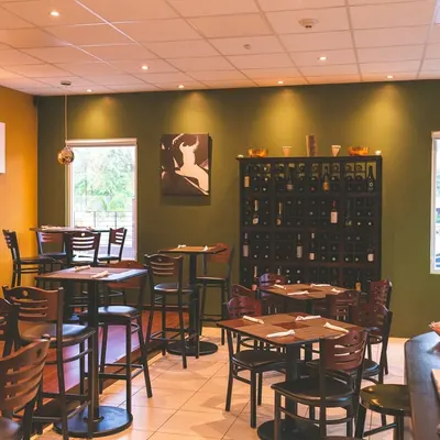 Broken Plate Restaurant restaurant