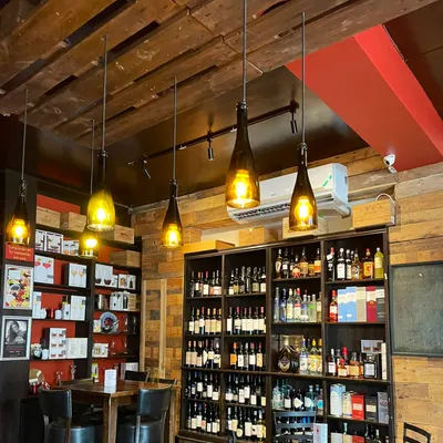 Uncorked! restaurant