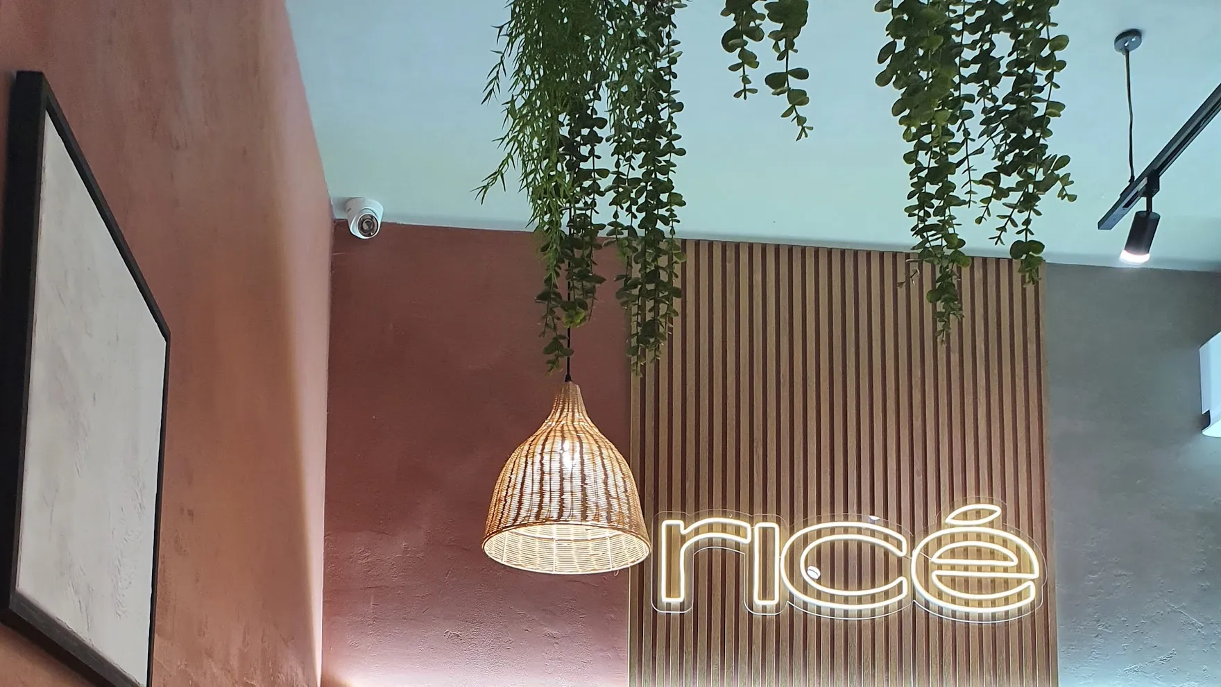 RICE, кафе здорового питания restaurant in Mira Blvd 3