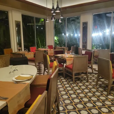 Bombay club restaurant