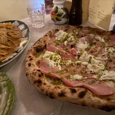 Ave Mario restaurant