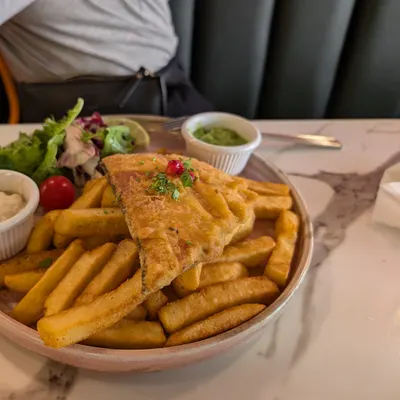 Meat The Vegans - Multicuisine restaurant