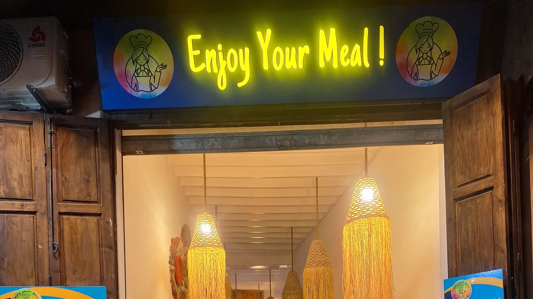 ENJOY YOUR MEAL VEGGIE LOVERS - Restaurant Végétarien Médina Marrakech restaurant in 133 Rue Kennaria