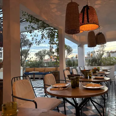Maison Reine Mediterranean Rooftop Restaurant And Conceptstore restaurant