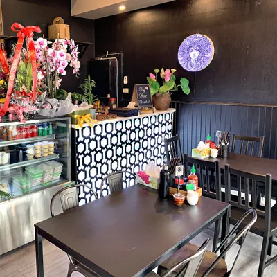 Anh Tuk restaurant