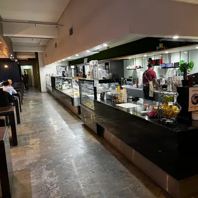 Bullrun café restaurant