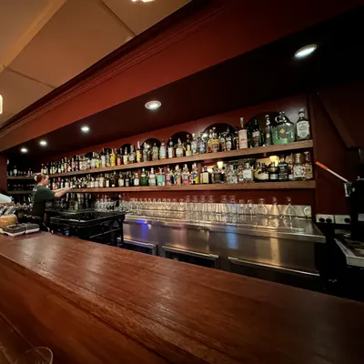 Capitano Carlton restaurant