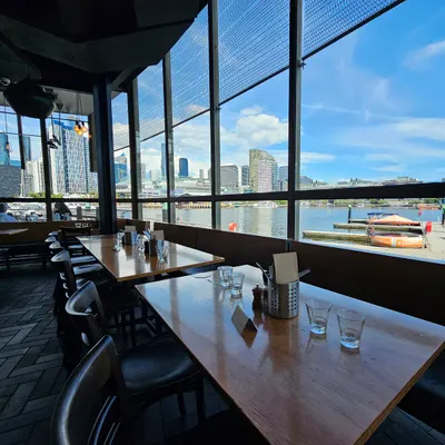 Cargo Bar & Eatery restaurant