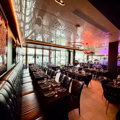 CHASE DOCKLANDS restaurant