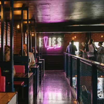 Evies Disco Diner restaurant