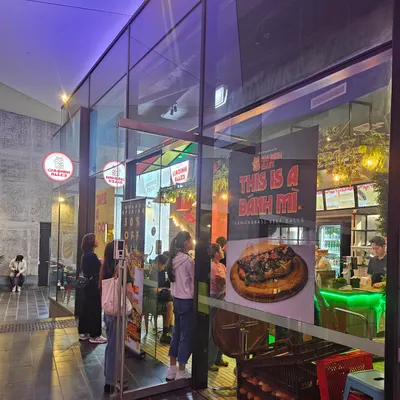GiaDinh Alley restaurant