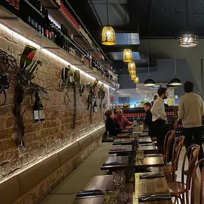 HARDWARE 55 restaurant