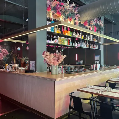 Hochi Mama CBD restaurant