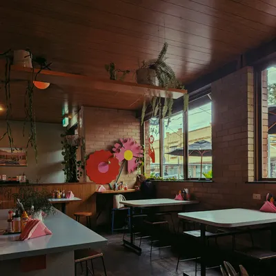 Juanita Peaches restaurant