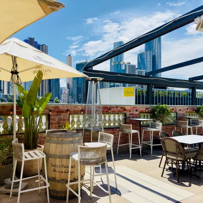 Mirror Mirror Rooftop Lounge restaurant