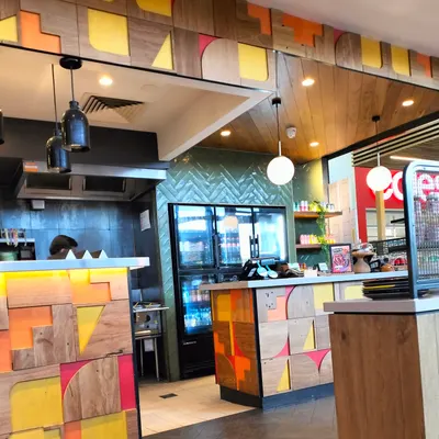 Nando's Essendon Fields restaurant