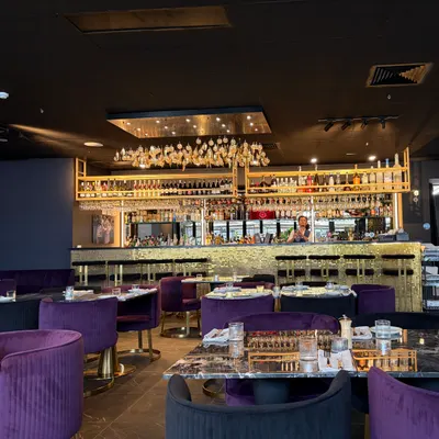 Pier17 Bar & Grill Restaurant | Docklands Melbourne restaurant