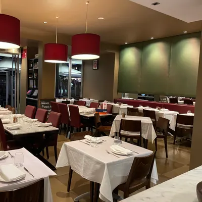 Renzo's Bar restaurant