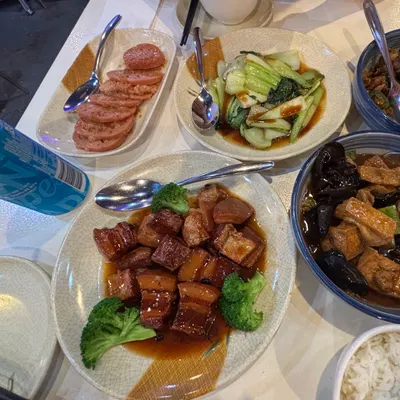 Robo Mao restaurant