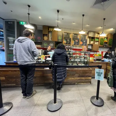Roll'd CBW restaurant