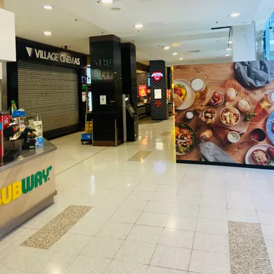 Schnitz Airport West restaurant