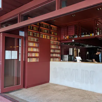 Tavlin restaurant