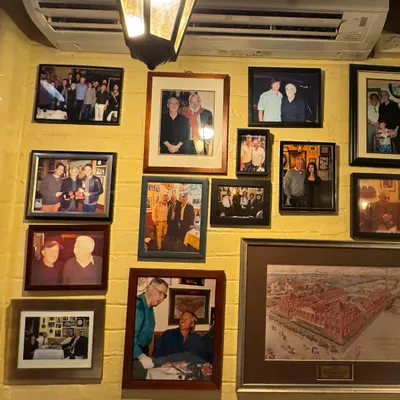 Vlado's Charcoal Grill restaurant