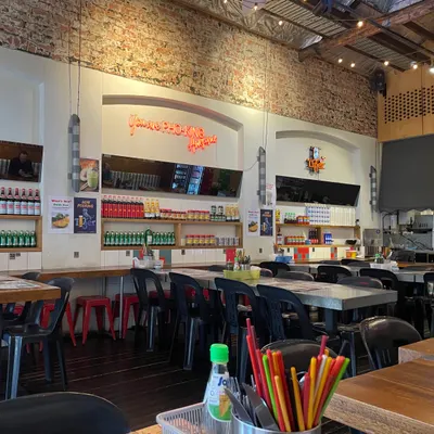XE OM VIET STREET FOOD (COLLINGWOOD) restaurant