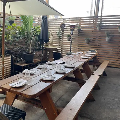Zsa's Bar & Bistroteca restaurant