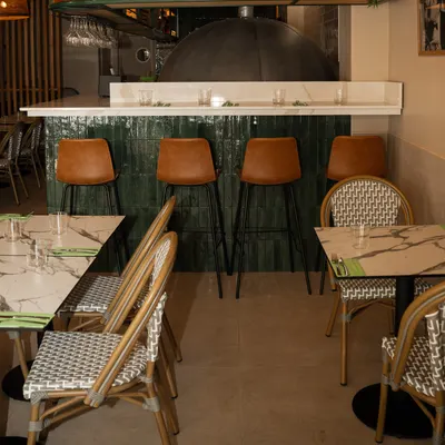 AMORE restaurant