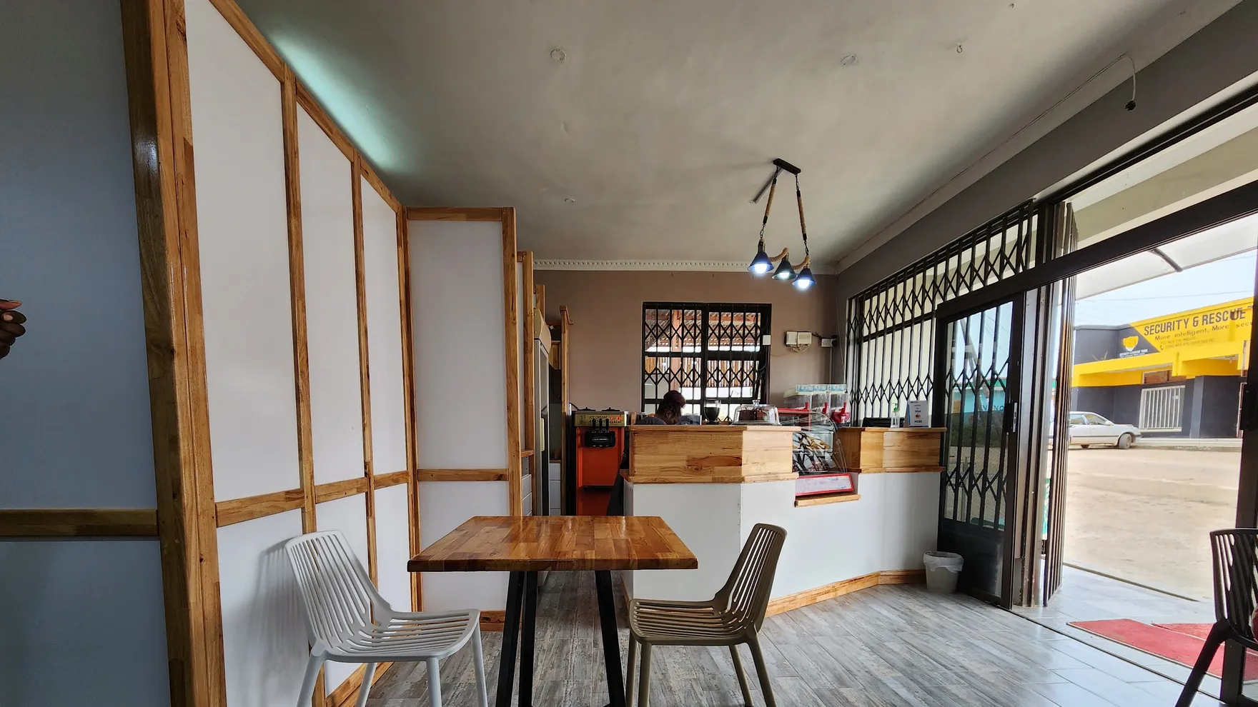 Cool Bean Cafe restaurant in Mzuzu