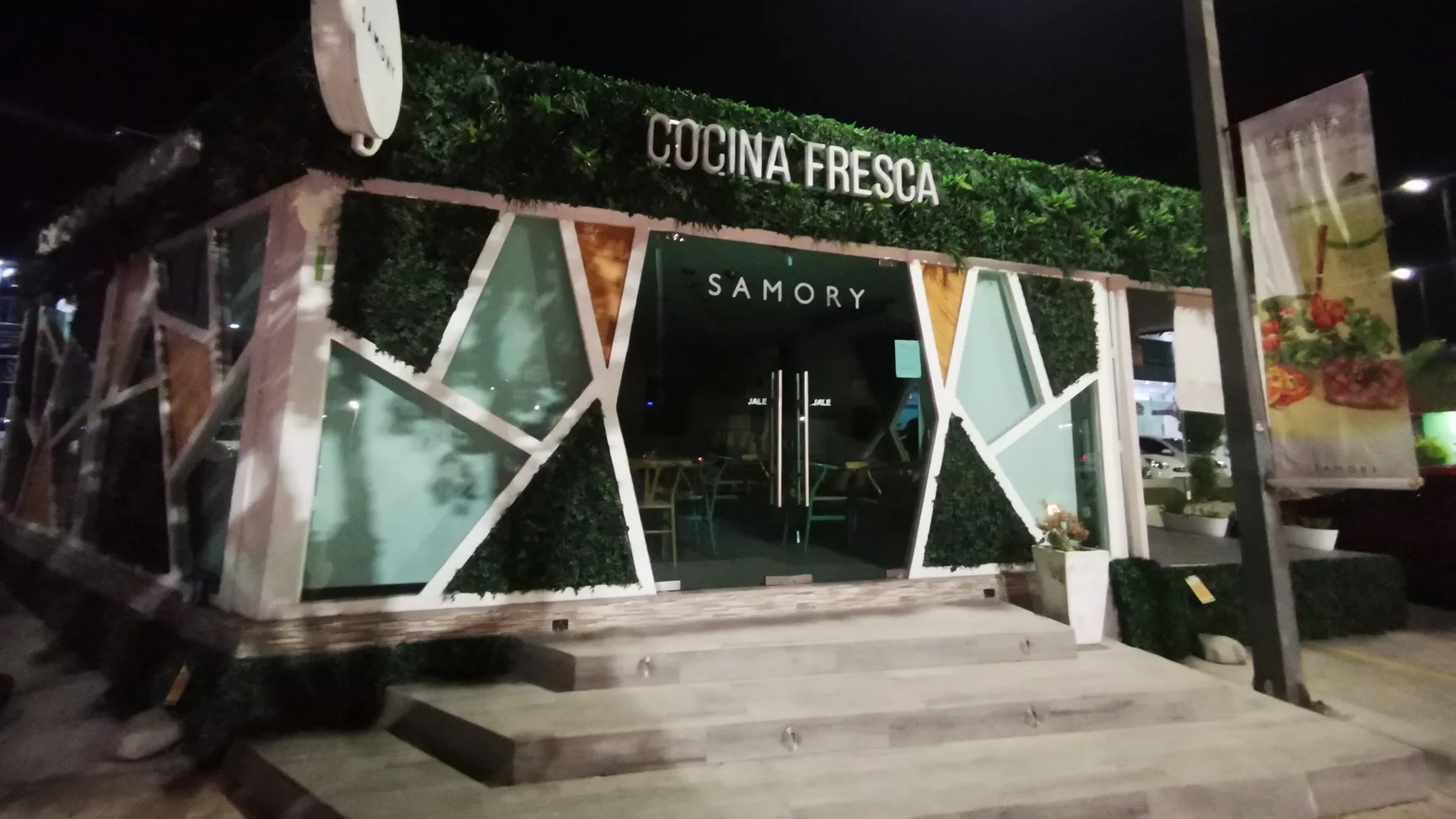Samory restaurant in Sin.