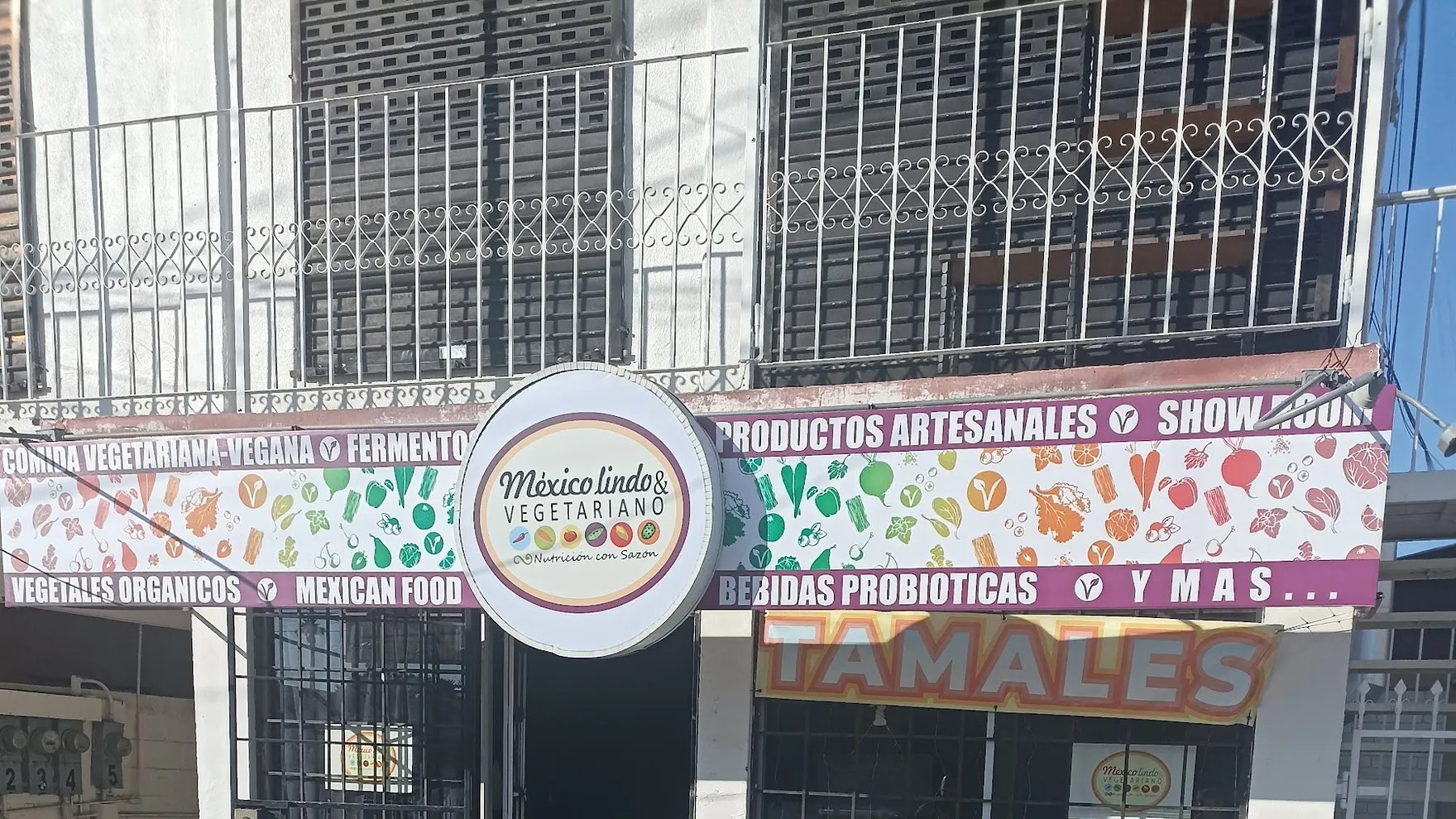 México Lindo y Vegetariano restaurant in B.C.