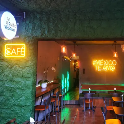 Alguito Vegano restaurant
