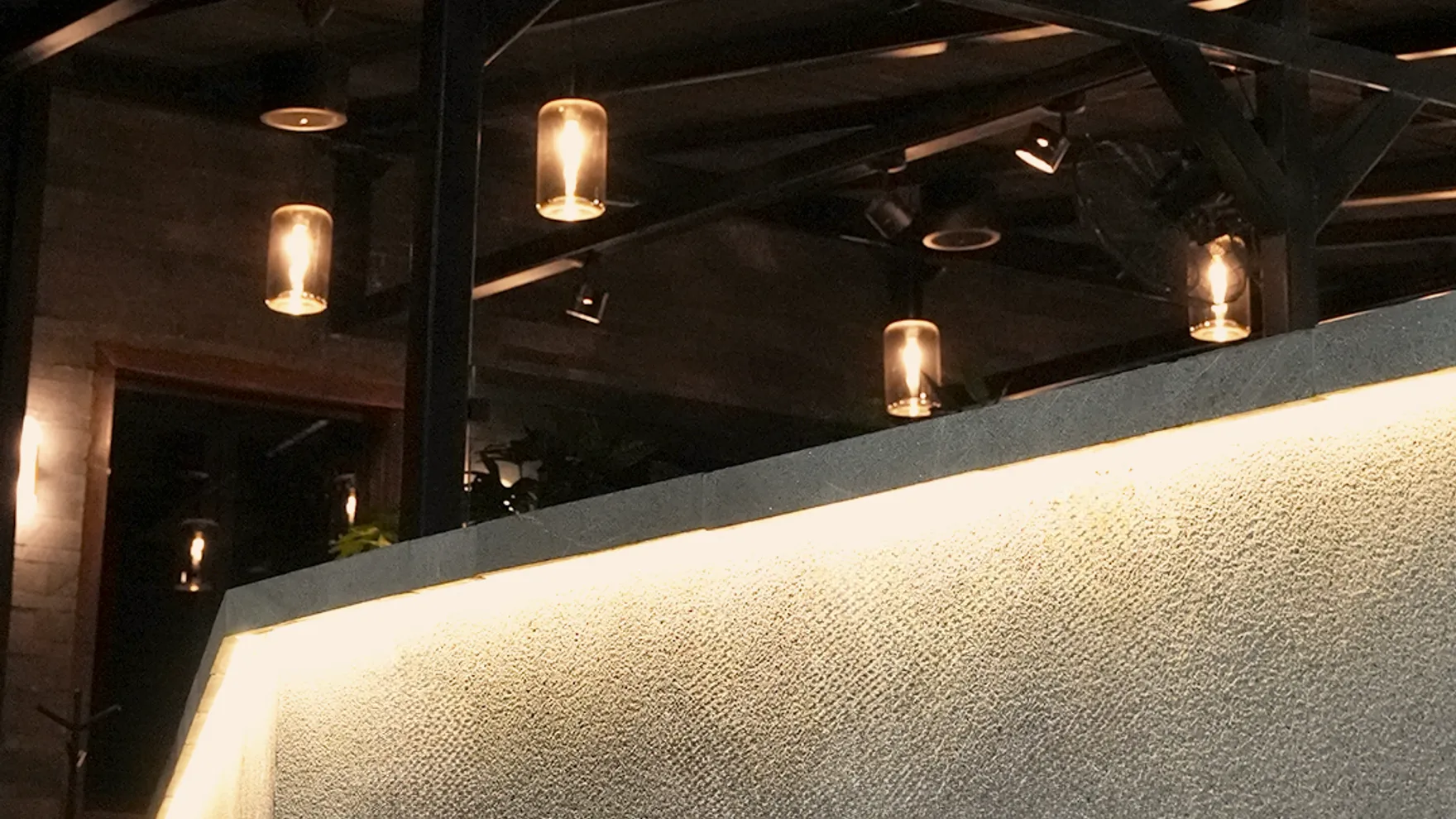 El Feligrez Steak House restaurant in Coah.
