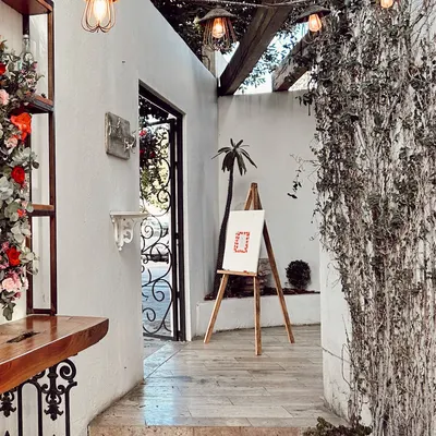 Amapōla Food & Pleasure restaurant