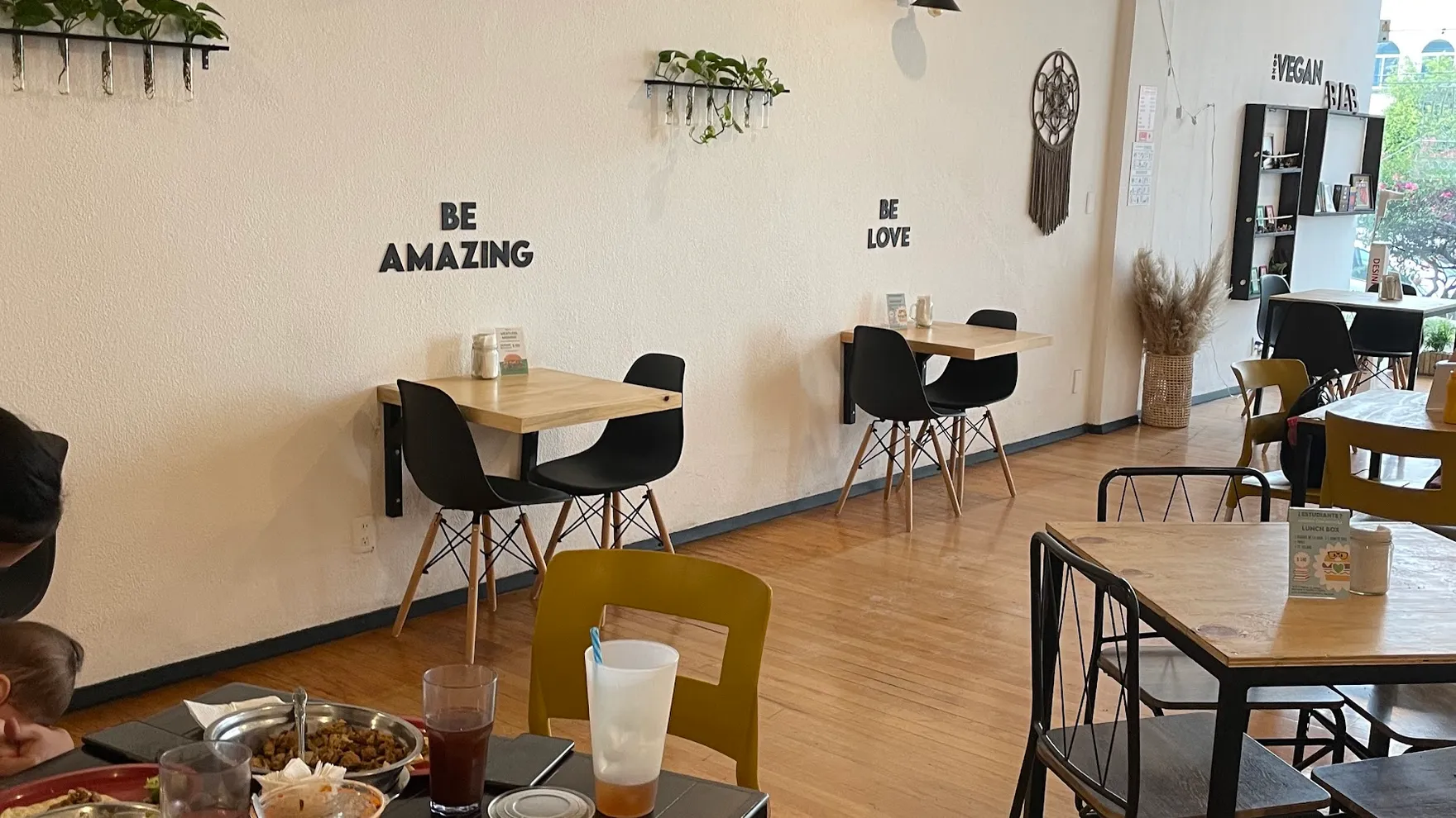 Be life foods servicio integral saludable restaurant in S.L.P.