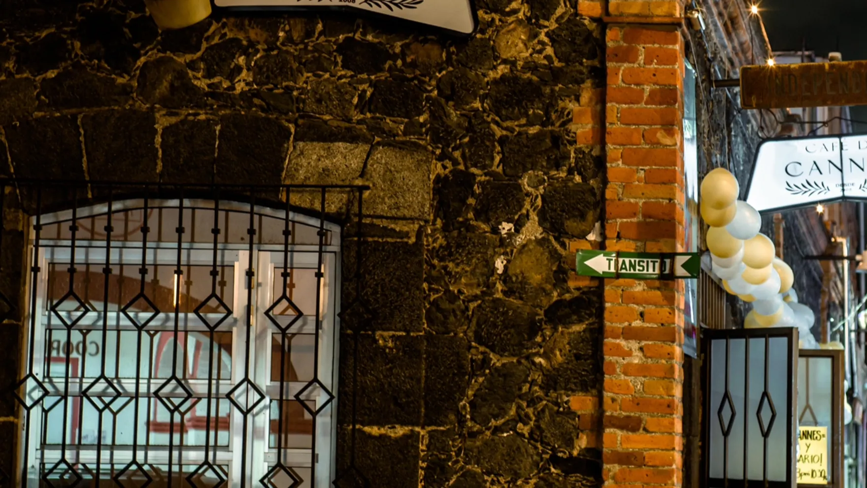 Café de Cannes restaurant in CDMX