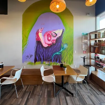 Nadis Go Vegan restaurant